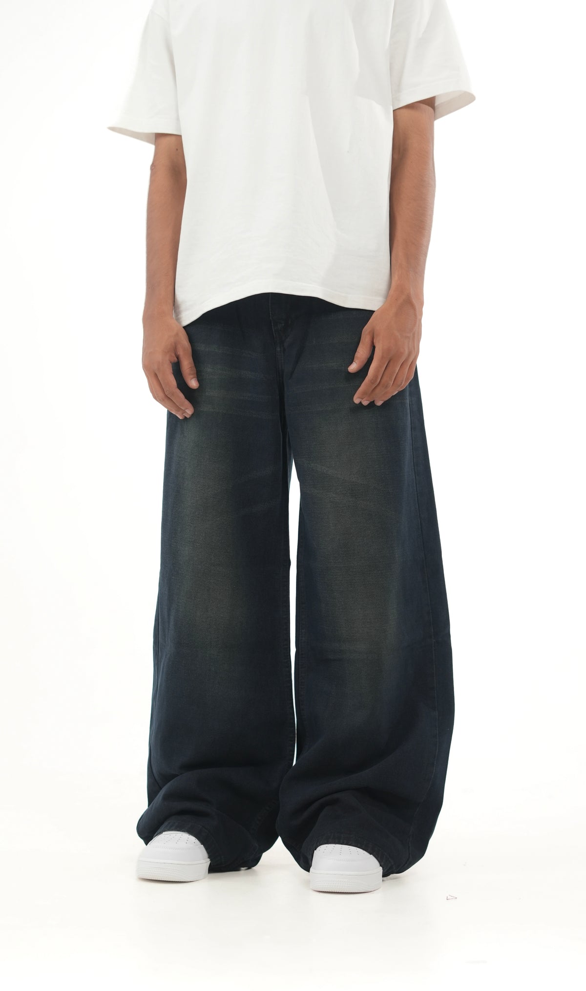 Noir Wide Fit Denim